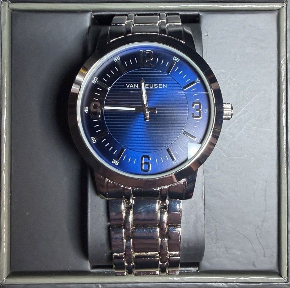 New Van Heusen Wrist Watch Simplicity Large Face Blue